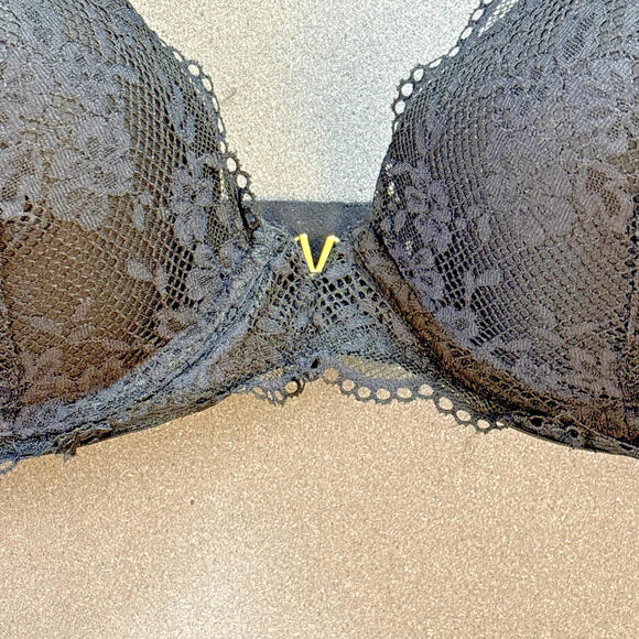 Victoria's Secret Lace Bra 32D Black Lined Semi Sheer Demi Underwire - Picture 3 of 8